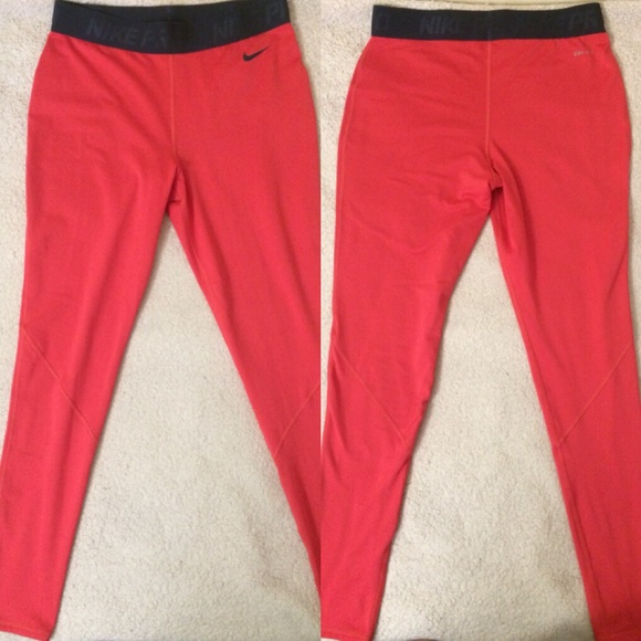 NIKE PRO Dri-Fit HyperWarm Training Tights - Picture 6 of 7